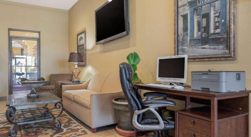 Best Western Taylor Inn Εξωτερικό φωτογραφία